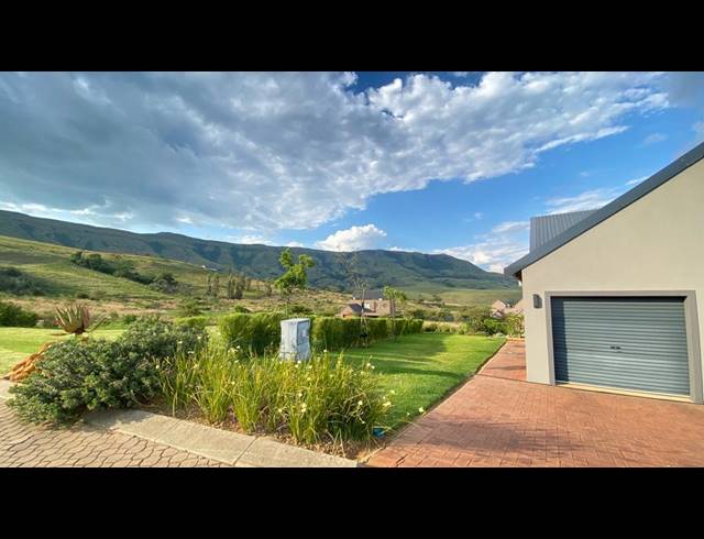 3 BEDROOM HOUSE FOR SALE IN VULINTABA COUNTRY ESTATE